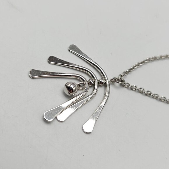 Vintage 1972 Avon Windchimes Silver Tone Abstract Pendant Necklace - Picture 3 of 5